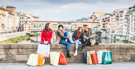 outlet stores in tuscany.